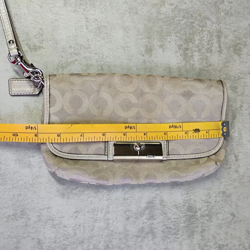 Coach Wristlet Kristin Beige Signature Canvas‎ Beige Leather Trim Small Bag